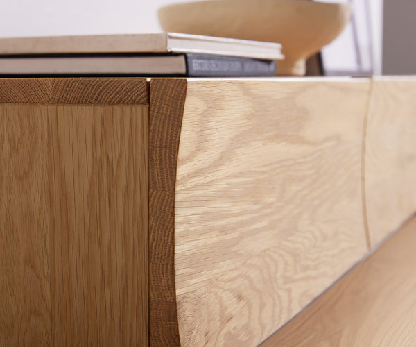 TV Stand Wyatt 220cm Oak Wood Natural V-Feet Silver