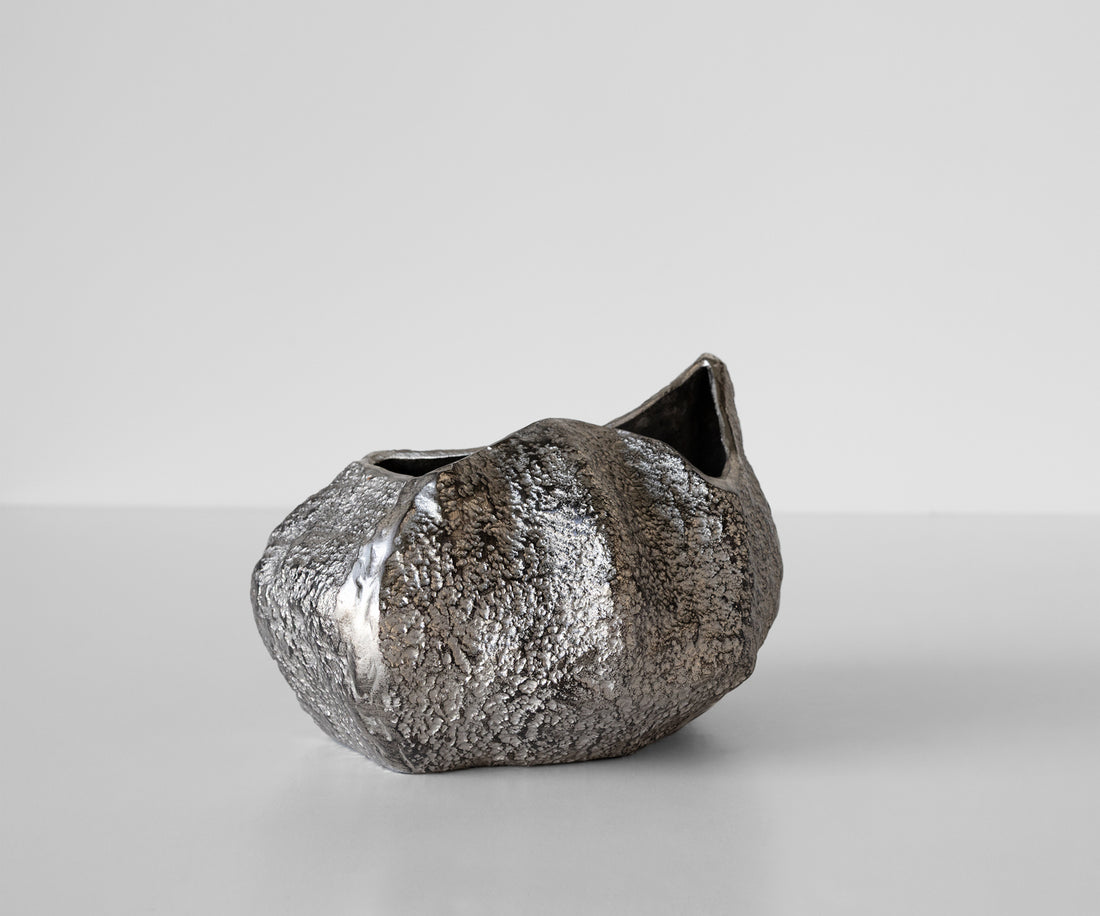 Vase Cratera 29 x 24 x 19 cm Aluminium Platinum Handmade