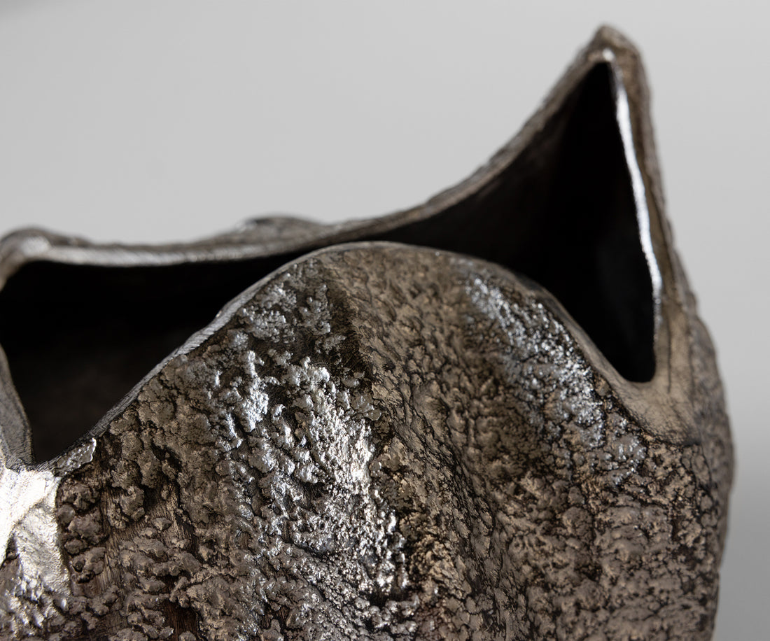 Vase Cratera 29 x 24 x 19 cm Aluminium Platinum Handmade