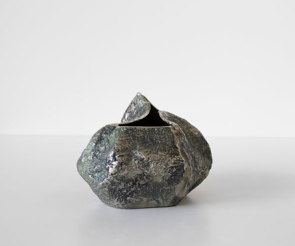 Vase Cratera 29 x 24 x 19 cm Aluminium Verde Antico Handmade