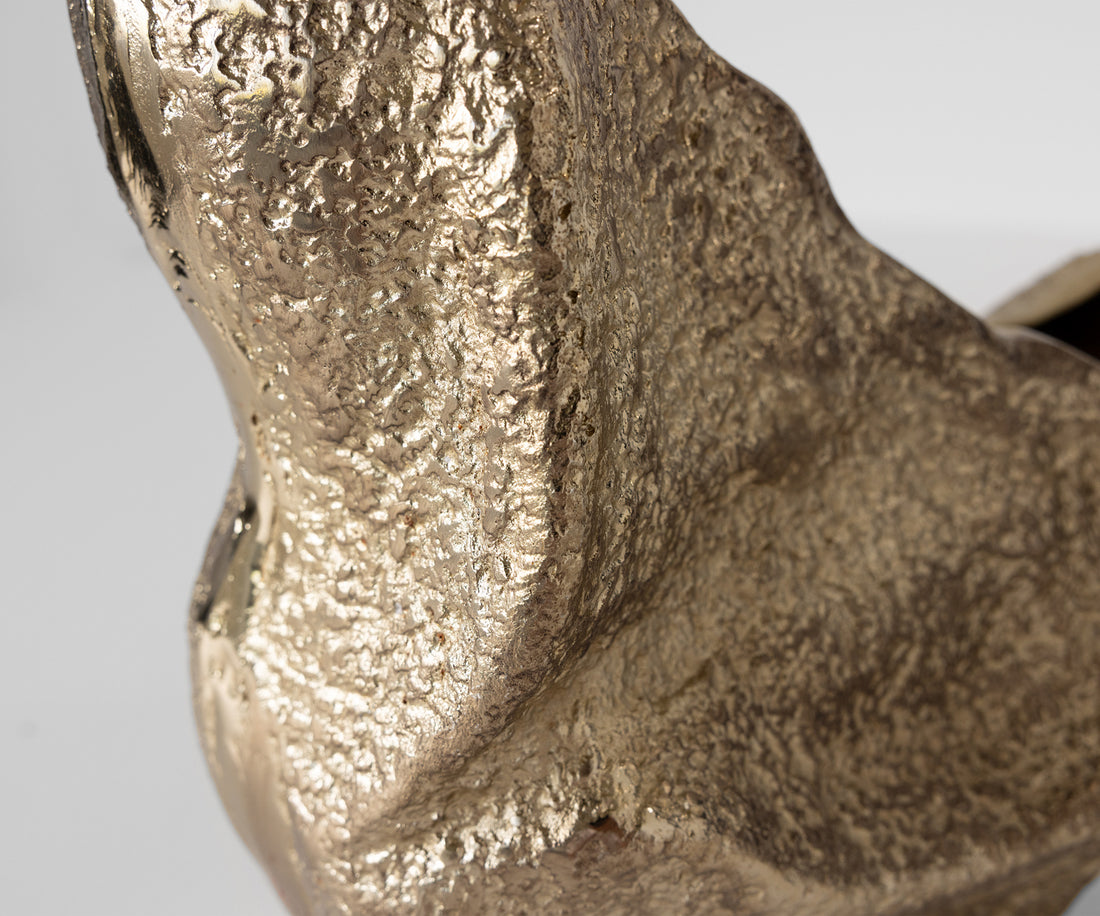 Vase Grotta 31 x 20 x 34 cm Aluminium Champagne Ivory Handmade