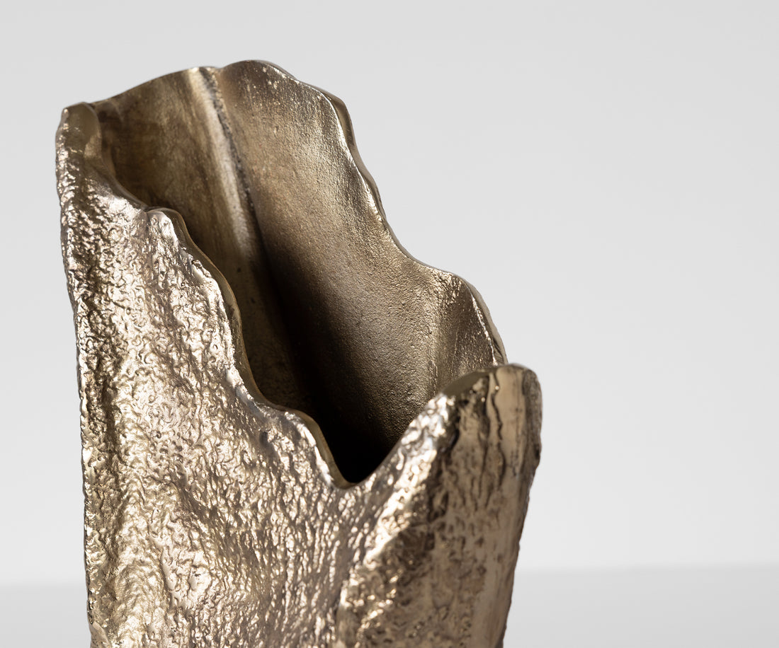 Vase Cavira 29 x 16 x 48 cm Aluminium Champagne Ivory Handmade