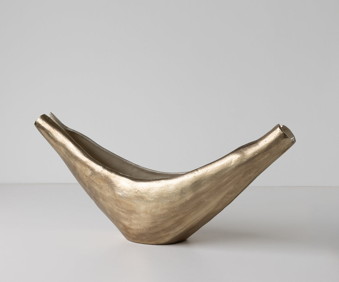 Sculpture Navira 77 x 17 x 31 cm Aluminium Champagne Ivory Handmade
