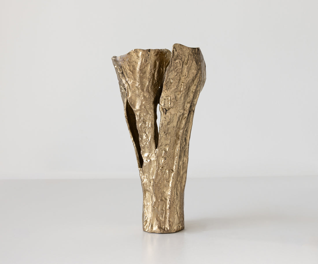 Vase Cortana 25 x 19 x 47 cm Aluminium Champagne Ivory Handmade