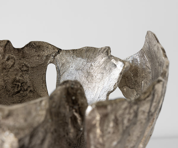 Vase Cortana 31 x 22 x 63 cm Aluminium Platinum Handmade
