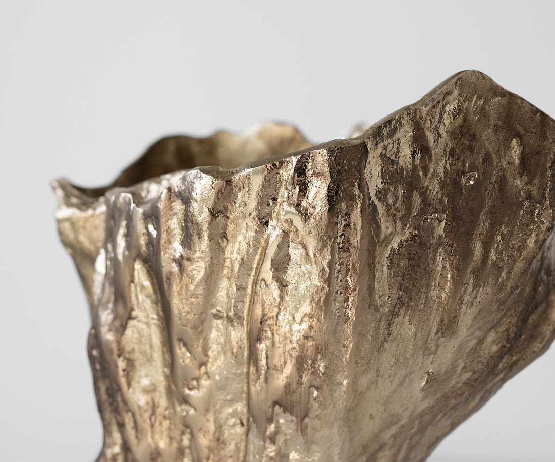 Vase Cortana 31 x 22 x 63 cm Aluminium Champagne Ivory Handmade