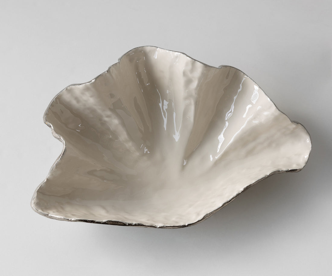 Bowl Aurelia 46 x 31 x 15 cm Aluminium Platinum Opal Handmade