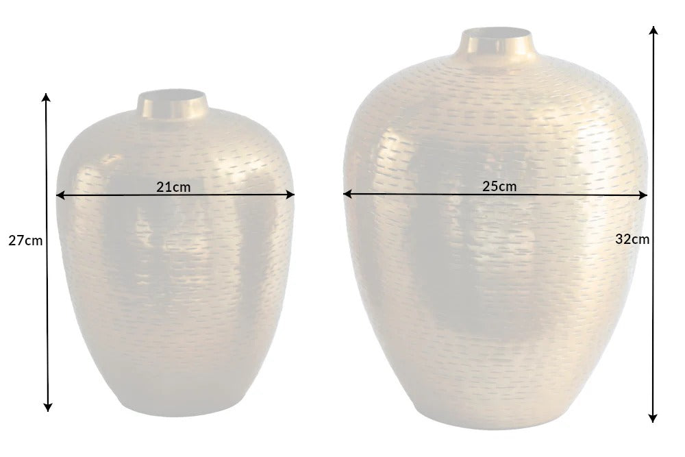 Set Of Two Vases Oriental 27cm/32cm Hammered Metal Gold