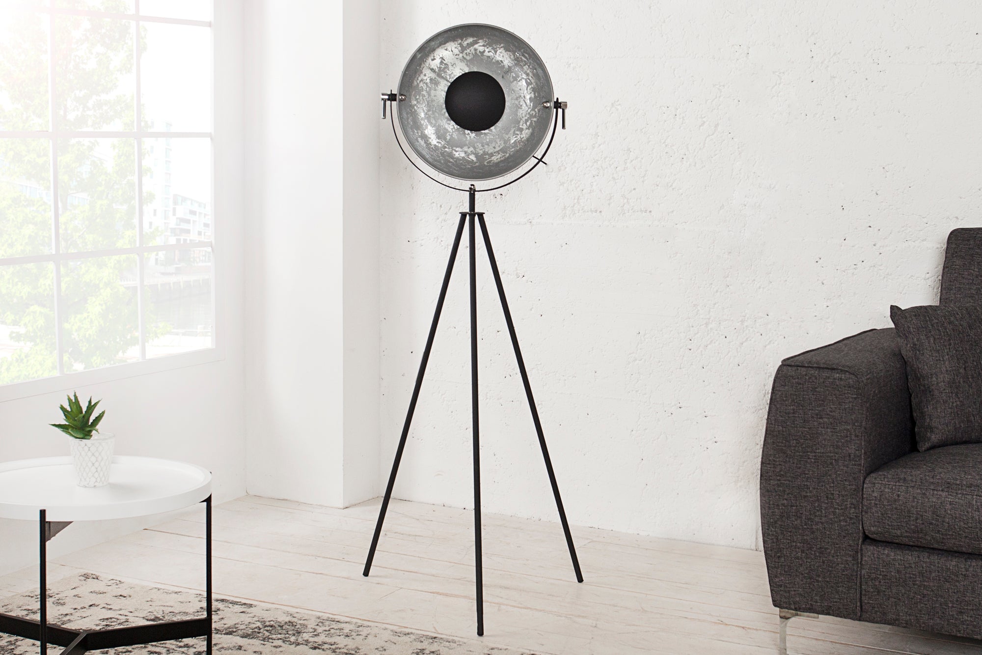 Studio Floor Lamp 146cm Metal Black Silver